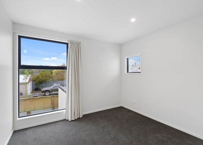  at 2/15 Waltham Road, Sydenham, Christchurch City, Canterbury