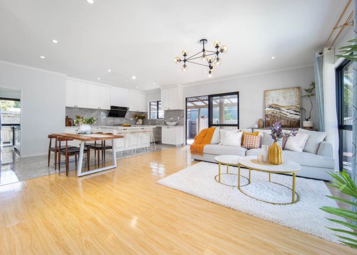  at 45A Bradbury Road, Botany Downs, Manukau City, Auckland