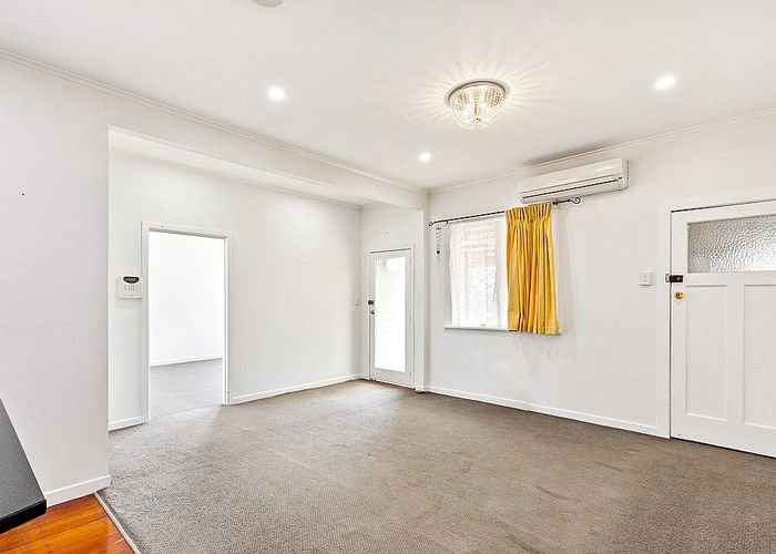  at 1/148 Boundary Road, Blockhouse Bay, Auckland