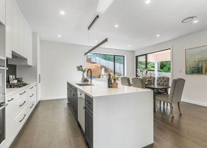  at 44 Chatswood Grove, Chatswood, North Shore City, Auckland