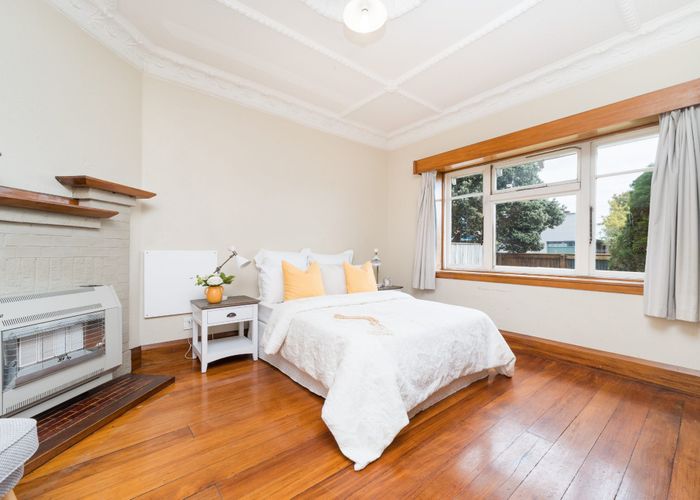  at 43 Lyndhurst Street, Takaro, Palmerston North, Manawatu / Whanganui