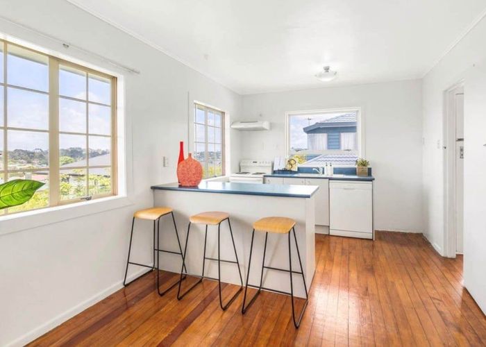  at 16 Graham Bell Avenue, Mount Roskill, Auckland City, Auckland