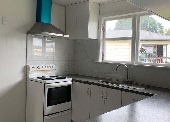  at 14B Ivon Road, Otara, Auckland