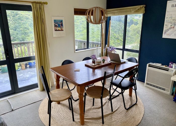  at 218 Barnard Street, Wadestown, Wellington