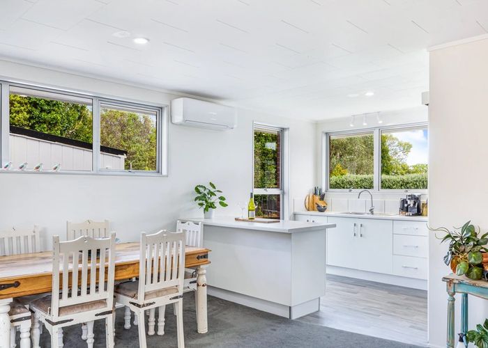  at 2/9 Riverlea Road, Whenuapai, Auckland