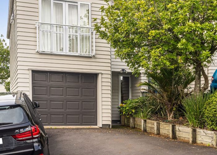  at 14/30 John Jennings Drive, Oteha, Auckland