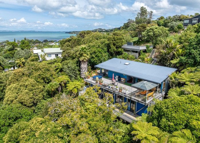  at 8 Beresford Avenue, Surfdale, Waiheke Island, Auckland