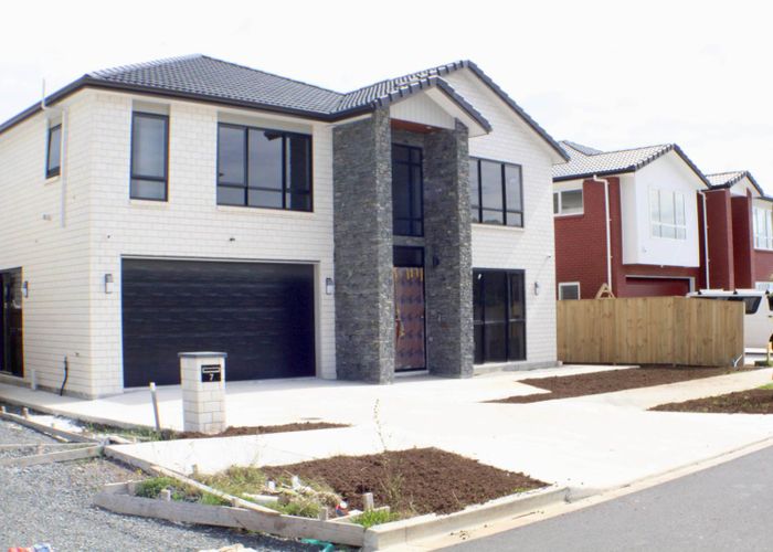  at 7 Uki Way, Flat Bush, Auckland