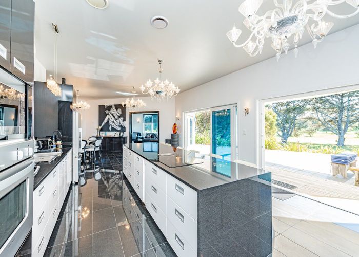  at 35 Golf Vue Place, Castlecliff, Whanganui, Manawatu / Whanganui