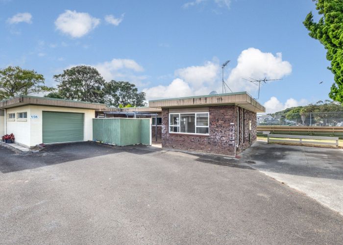  at 1/35 Vivian Wilson Drive, Eastern Beach, Auckland