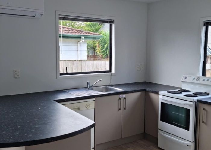  at 34E York Street, Hamilton East, Hamilton