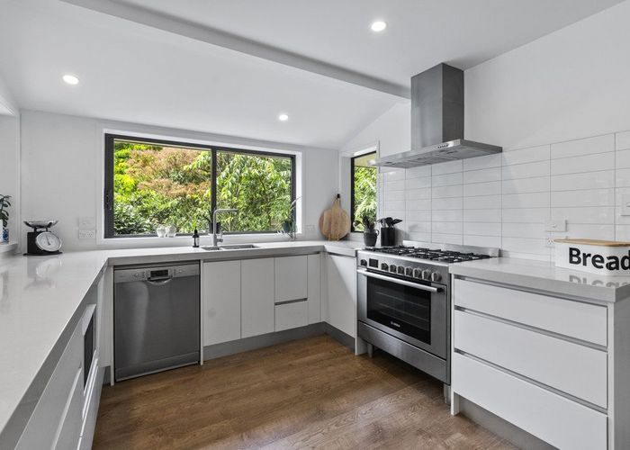  at 40D Karina Road, Merrilands, New Plymouth