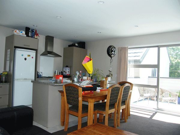 at 2/100 Hastings Street, Sydenham, Christchurch City, Canterbury