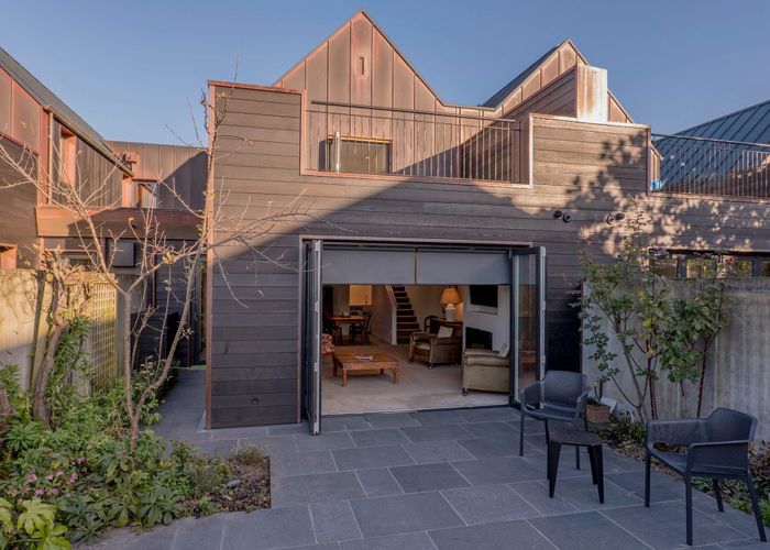  at 93 Holly Road, St. Albans, Christchurch City, Canterbury