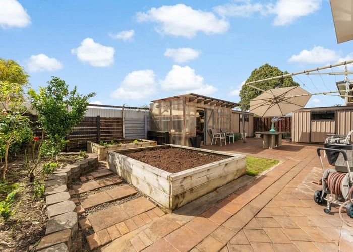  at 84 Gossamer Drive, Pakuranga Heights, Manukau City, Auckland