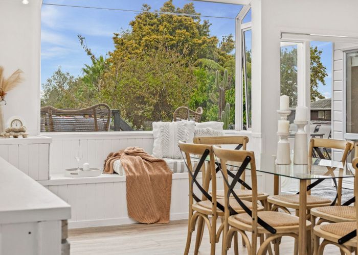  at 27 Hebron Road, Waiake, North Shore City, Auckland
