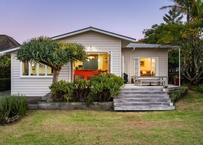 at 7 Domett Avenue, Epsom, Auckland City, Auckland