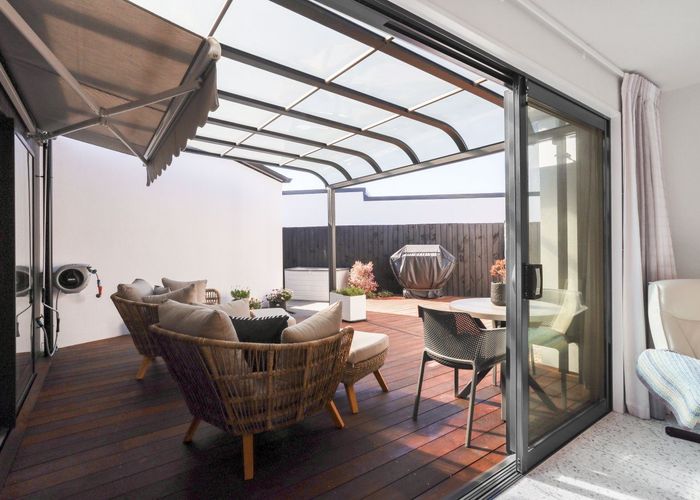  at 15 Eminence Drive, Northwood , Christchurch City, Canterbury