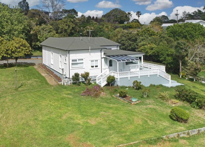  at 396 Redoubt Road, Totara Park, Manukau City, Auckland