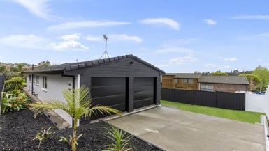  at 360 Royal Road, Massey, Auckland
