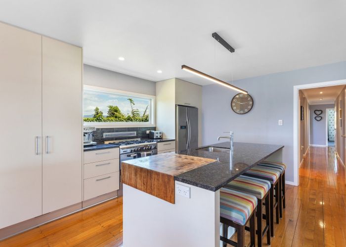  at 10A Crownhill Street, Spotswood, New Plymouth