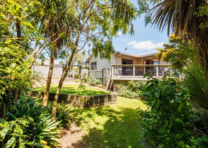  at 23 Abby Road, Fitzherbert, Palmerston North, Manawatu / Whanganui