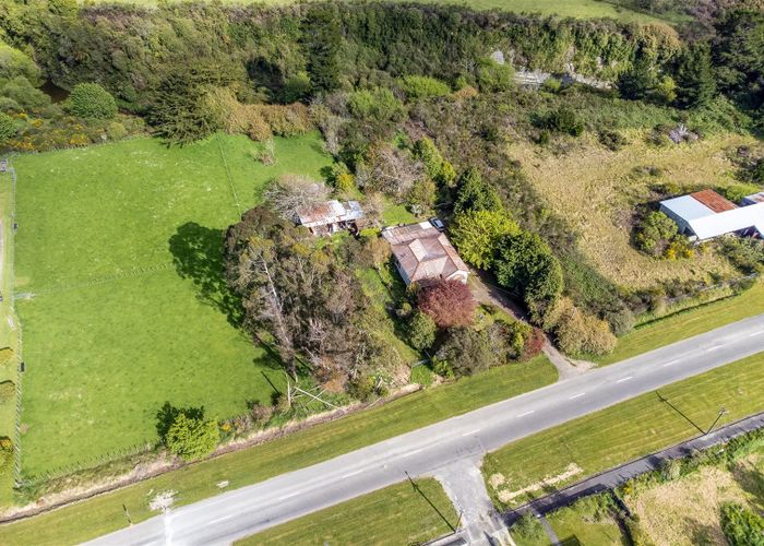 Free property data for 12 High Street, Eketahuna homes.co.nz