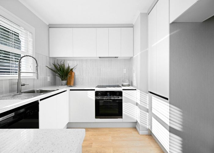  at 92 Silverdale Road, Silverdale, Hamilton
