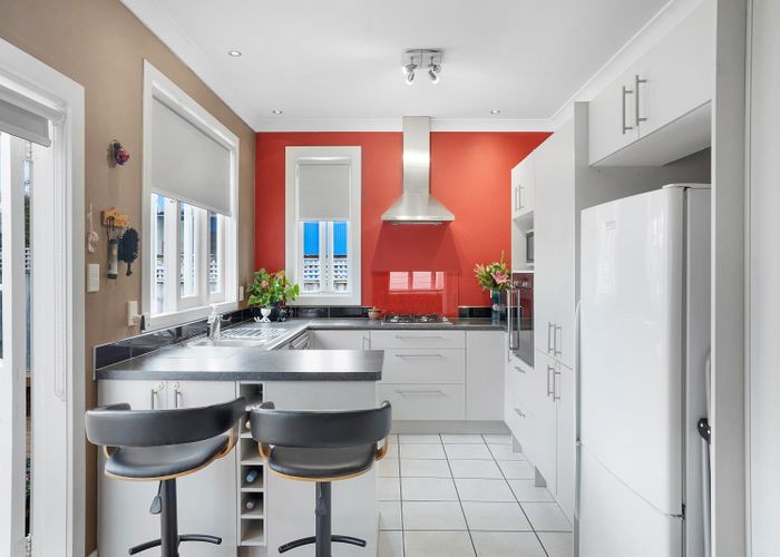  at 44 Villa Street, Masterton