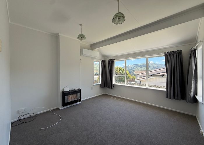  at 15 Clapham Grove, Stokes Valley, Lower Hutt, Wellington