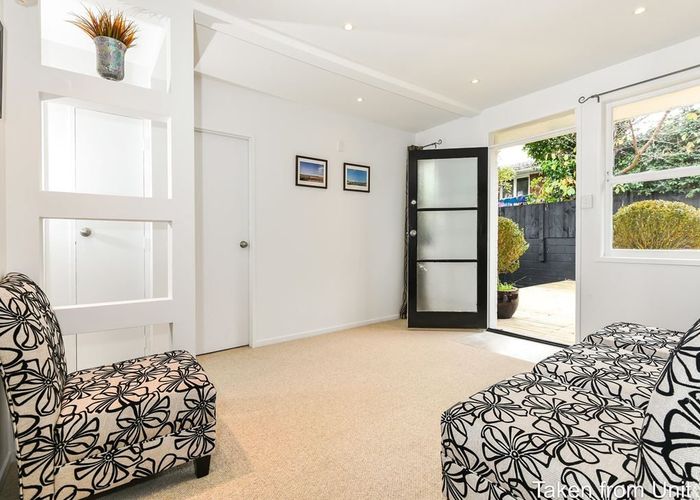  at 1/8 Almond Place, Mount Wellington, Auckland City, Auckland