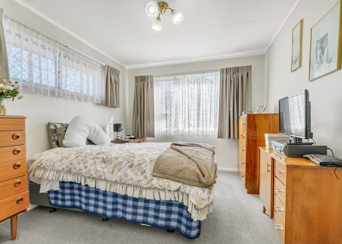  at 90 / 90A Mount View Drive, Mangakakahi, Rotorua, Bay Of Plenty