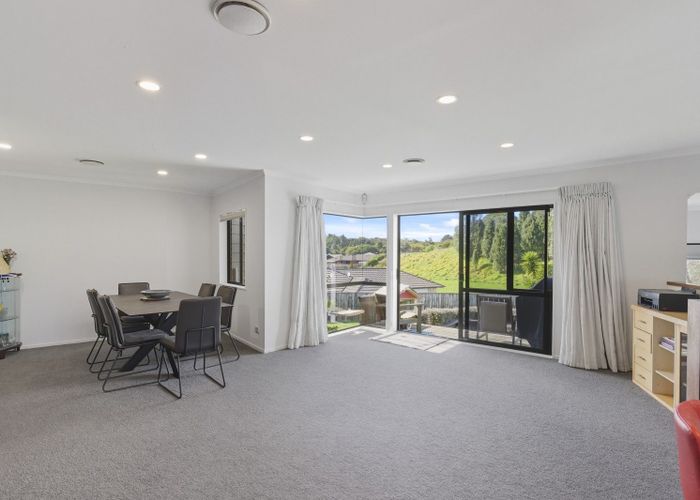  at 5 Rotokare Crescent, Whalers Gate, New Plymouth, Taranaki