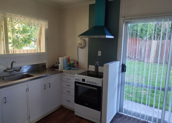  at 2/218 Pakuranga Road, Pakuranga Heights, Manukau City, Auckland