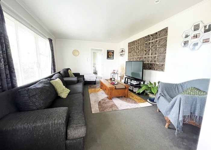  at 49 Sunline Avenue, Massey, Auckland