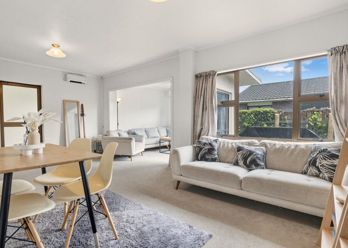  at 2/569 Maunganui Road, Mount Maunganui