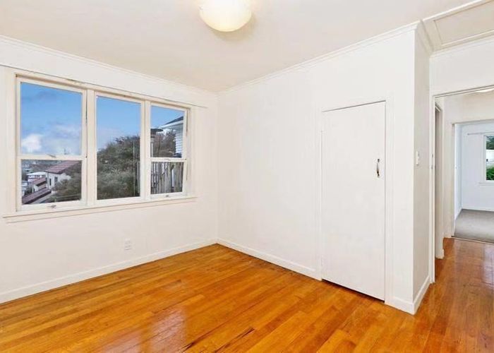  at 1/156 Forrest Hill Road, Forrest Hill, North Shore City, Auckland