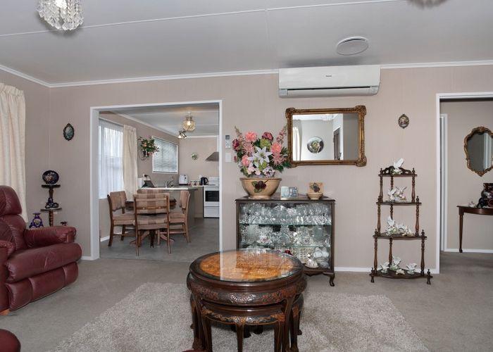  at 18 Russell Street, Feilding, Feilding