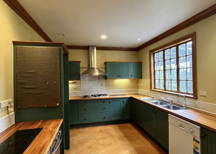  at 18 Glenvar Ridge, Long Bay, North Shore City, Auckland