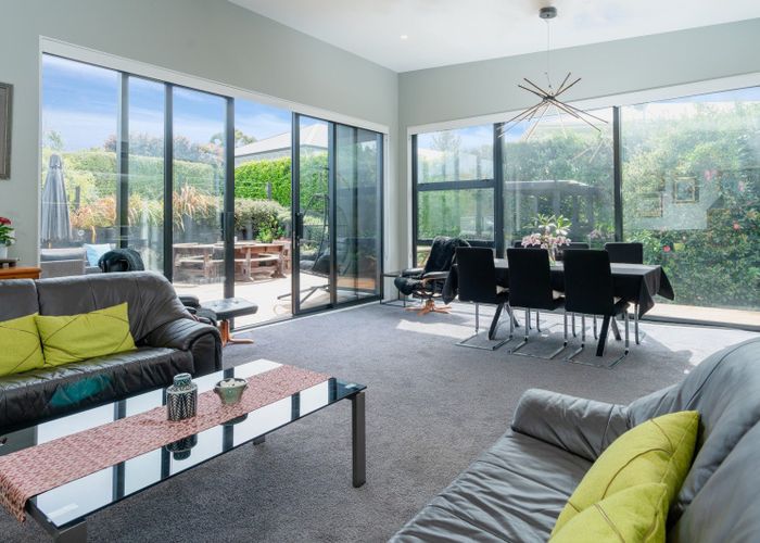  at 6 Pukatea Close, Raumati Beach, Paraparaumu