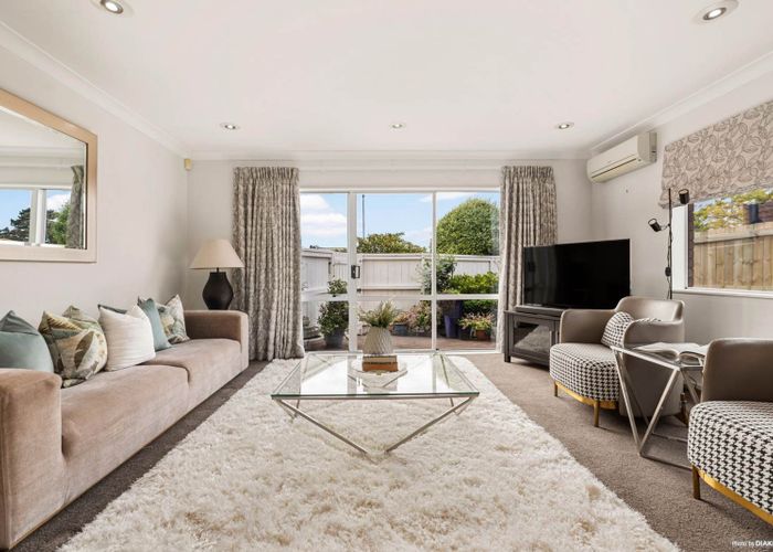  at 1 Putter Place, Golflands, Manukau City, Auckland