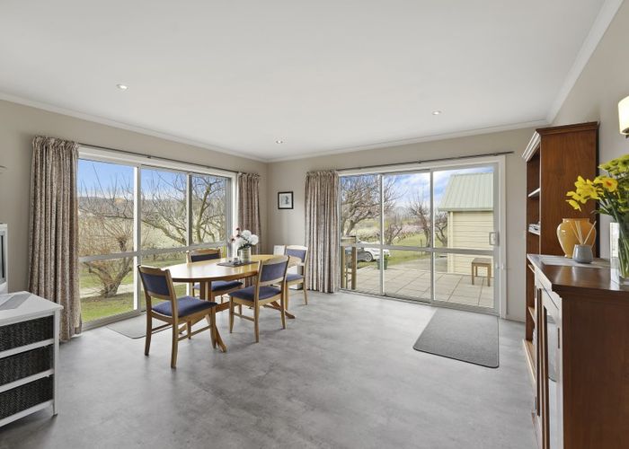  at 18 Ferris Road, Springvale