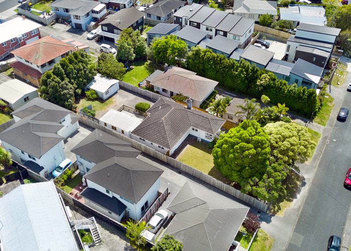  at 16 Coniston Avenue, Te Atatu South, Auckland
