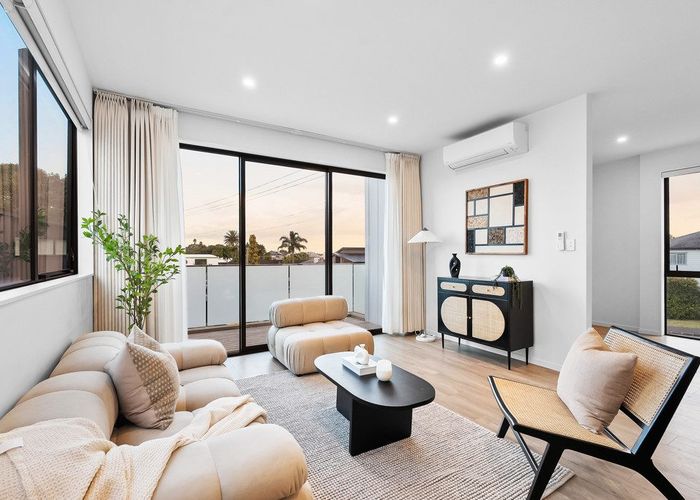  at 1/258 Lake Road, Hauraki, Auckland