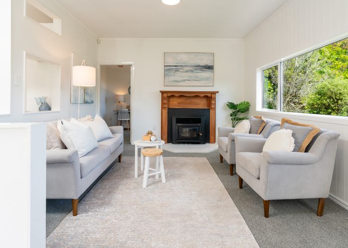  at 84 Cluny Road, Plimmerton, Porirua