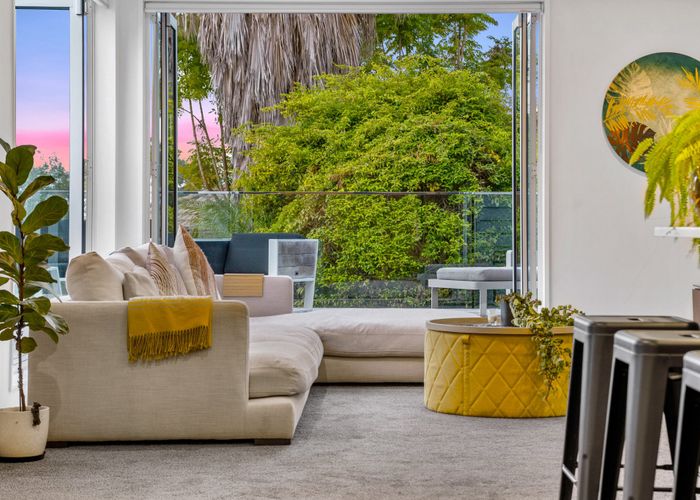  at 11 Landvale Court, Browns Bay, Auckland
