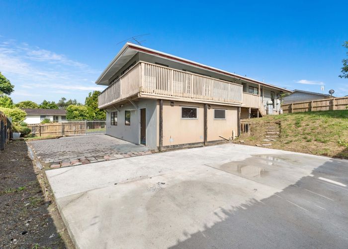  at 6 Fairdale Avenue, Red Hill, Papakura