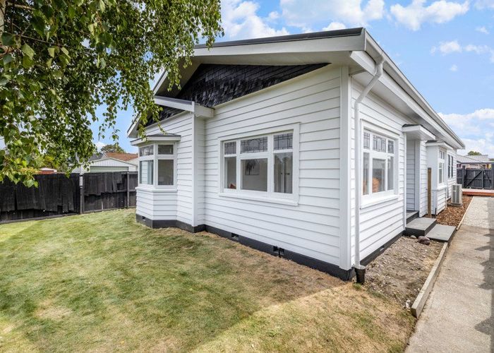  at 1/207 Main North Road, Redwood, Christchurch City, Canterbury