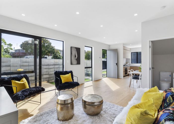  at 44A Blakeborough Drive, Forrest Hill, Auckland