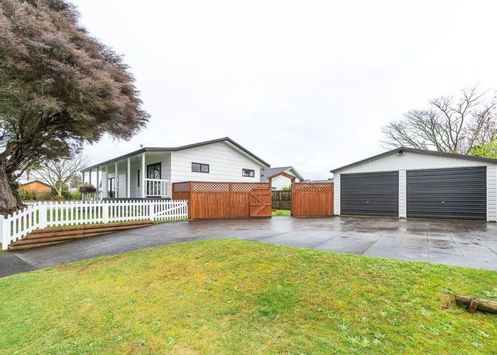  at 1 Raleigh Avenue, Fairview Downs, Hamilton